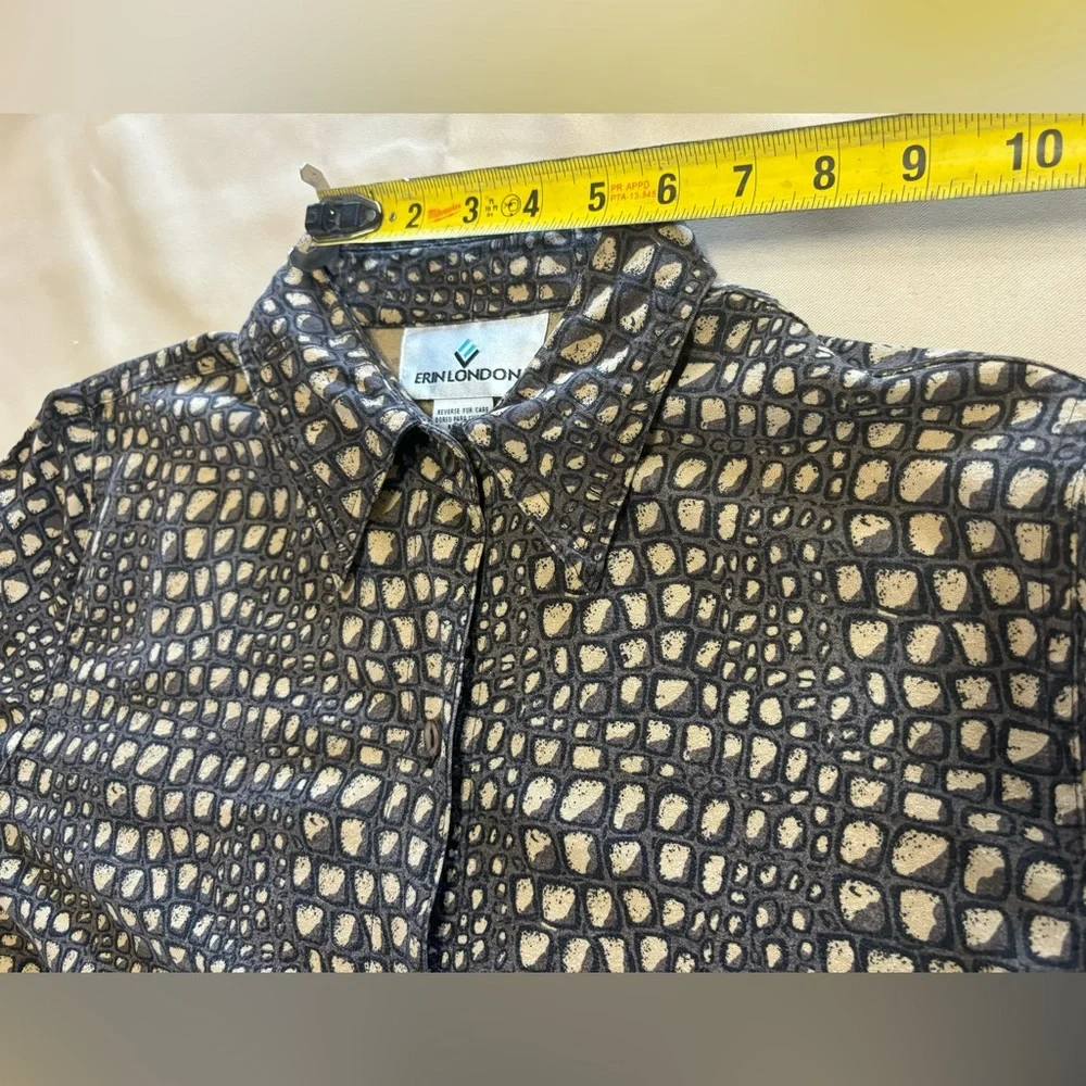 Vintage 90s 100%‎ Silk Crocodile Animal Print Top, Medium